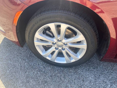 2017 Chrysler 200