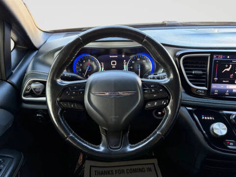 2021 Chrysler Pacifica Touring