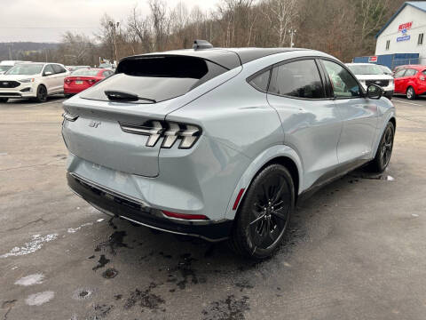 2025 Ford Mustang Mach-E GT