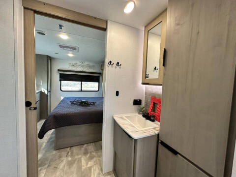 2024 Dutchmen Kodiak 2921FKDS