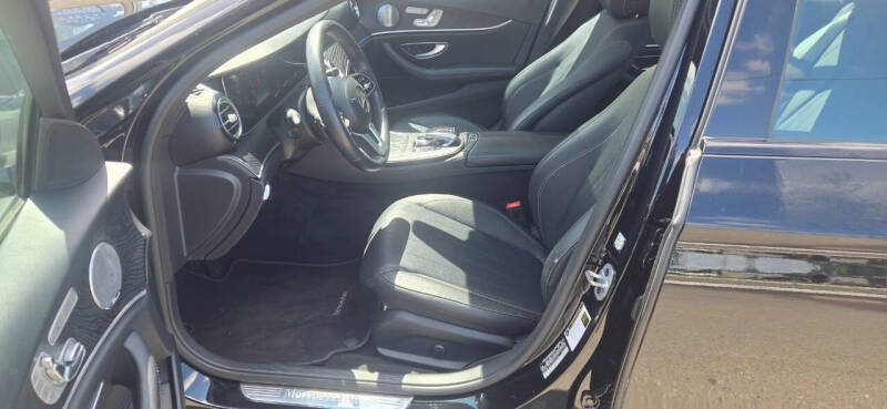 2019 Mercedes-Benz E-Class E 300