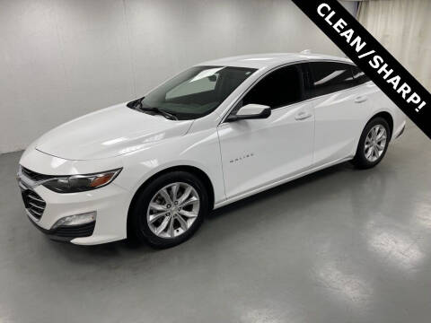 2020 Chevrolet Malibu for sale at Kerns Ford Lincoln in Celina OH