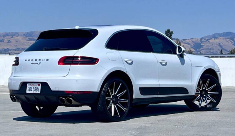 2016 Porsche Macan S
