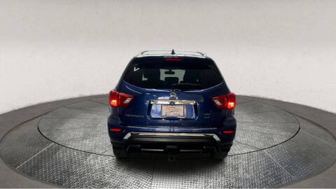 2019 Nissan Pathfinder SV