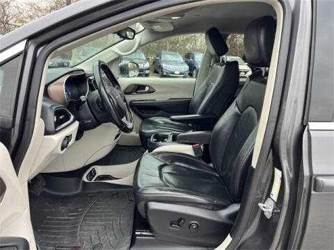 2018 Chrysler Pacifica Touring L