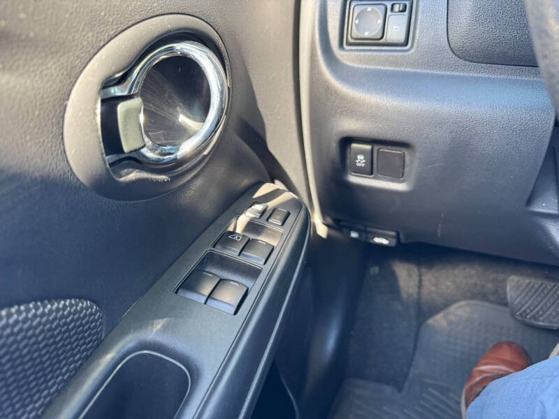 2019 Nissan Versa SV