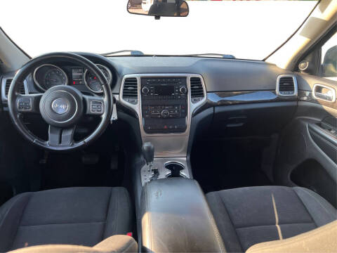 2011 Jeep Grand Cherokee Laredo