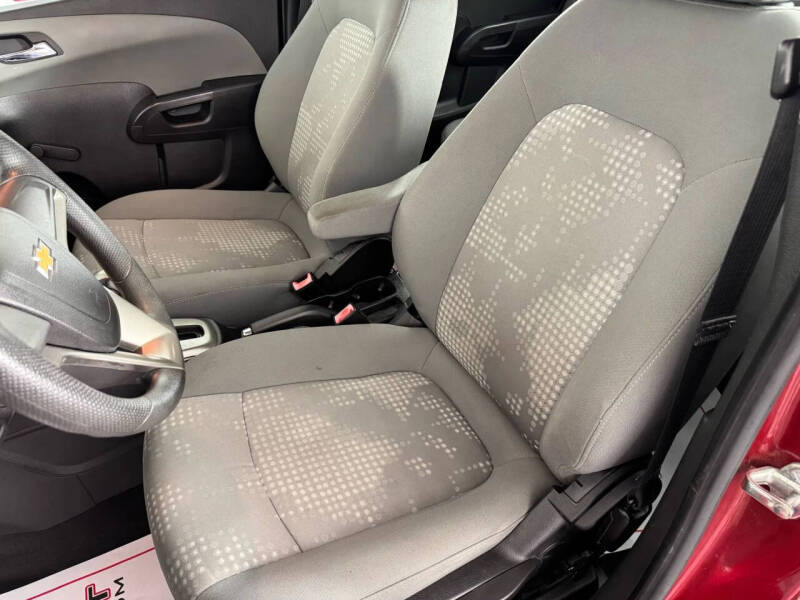 2012 Chevrolet Sonic LS