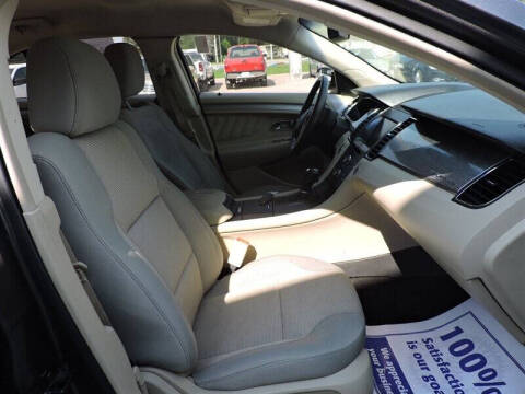 2015 Ford Taurus SEL