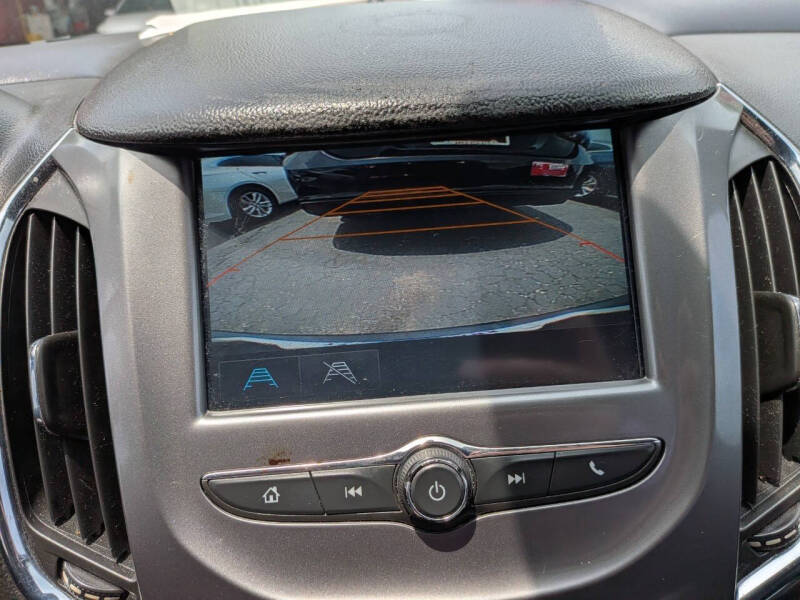 2017 Chevrolet Cruze LT Auto