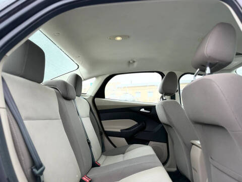 2012 Ford Focus SE