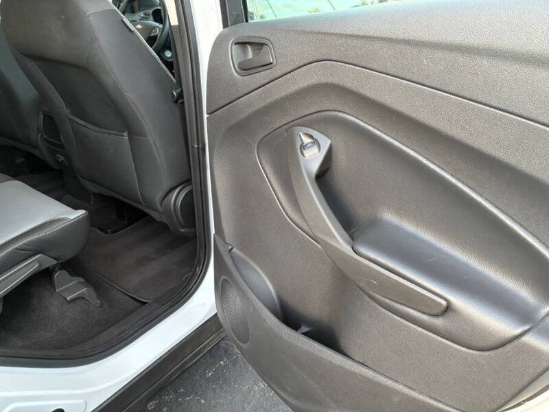 2017 Ford Escape S