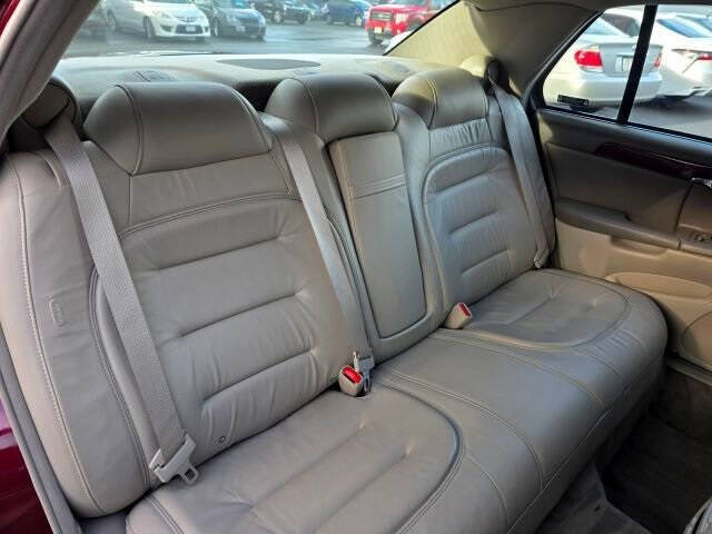 2002 Cadillac DeVille