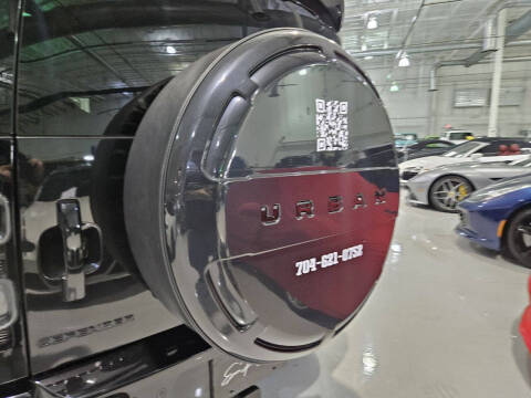 2024 Land Rover Defender 110 V8 P525