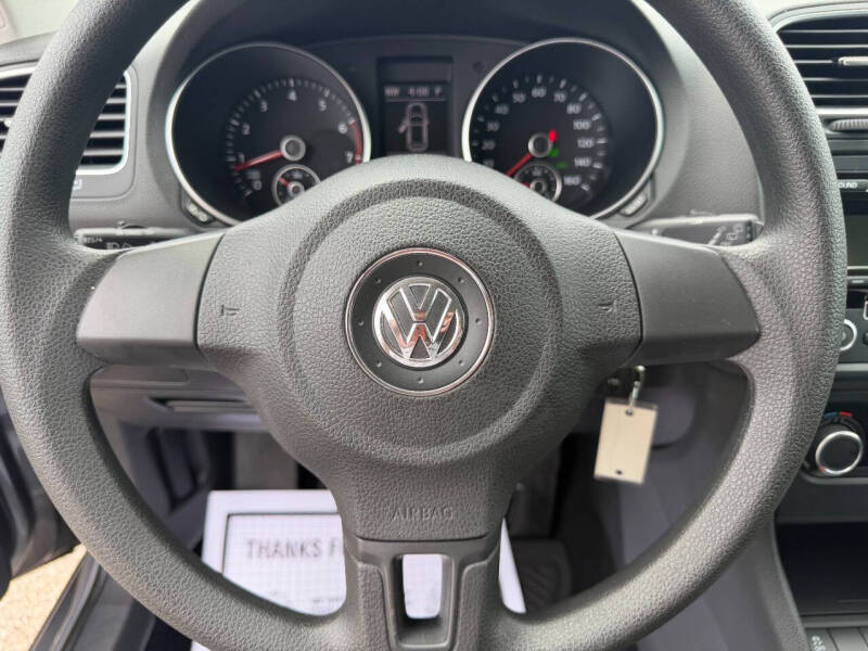 2014 Volkswagen Golf 2.5L PZEV
