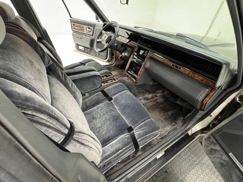 1983 Lincoln Continental