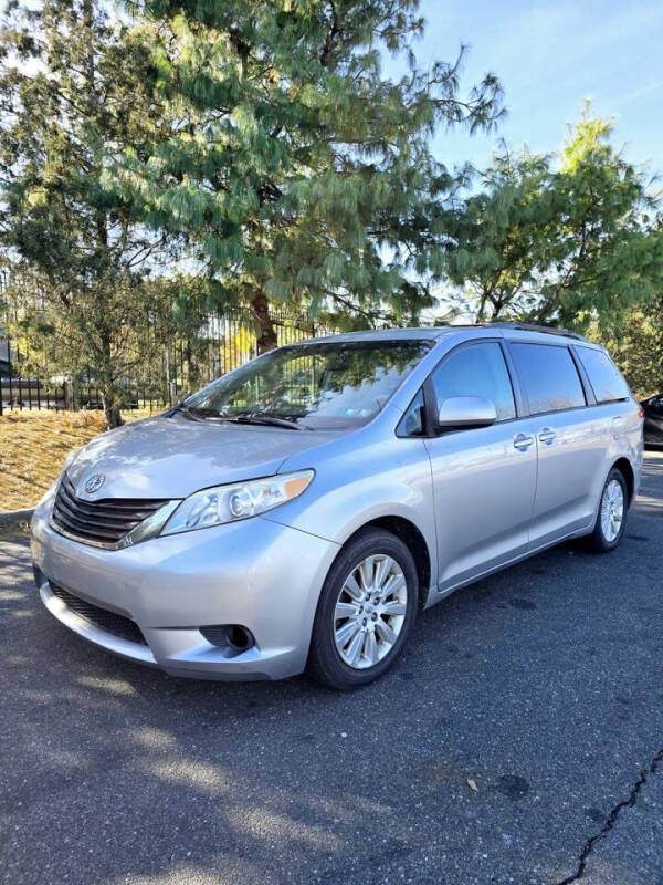 2011 Toyota Sienna for sale at NAWAL ENTERPRISE INC in Newark NJ