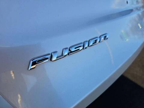 2019 Ford Fusion Hybrid Titanium