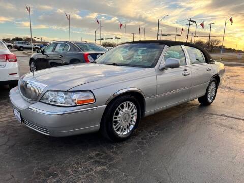 2011 Lincoln Town Car for sale at Browning's Reliable Cars & Trucks in Wichita Falls TX