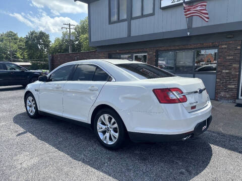 2012 Ford Taurus SEL