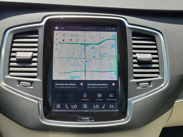 2025 Volvo XC90 B6 Core Bright Theme