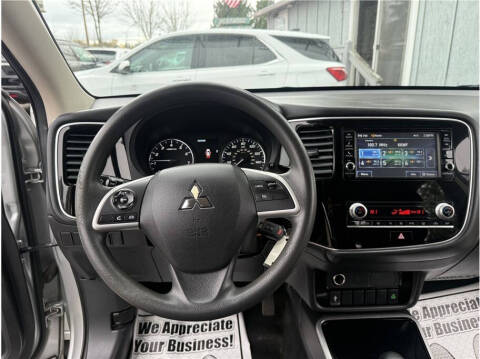 2020 Mitsubishi Outlander