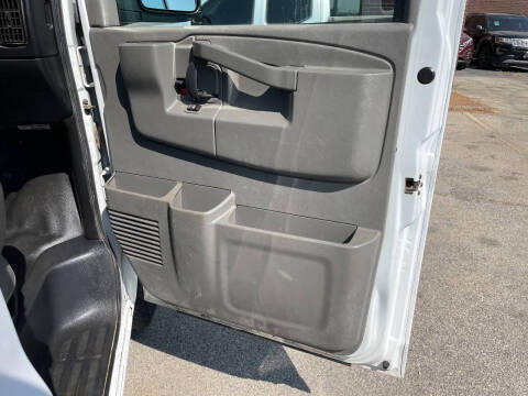 2019 GMC Savana 2500