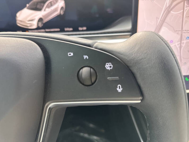 2022 Tesla Model S Plaid