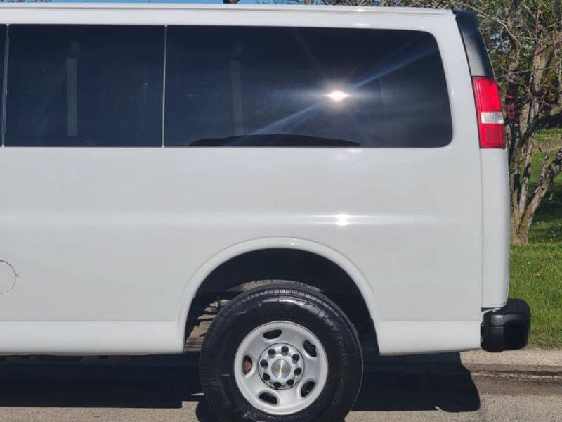 2018 Chevrolet Express LS 3500