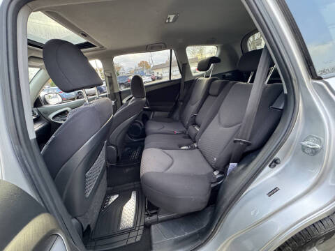 2009 Toyota RAV4 Sport