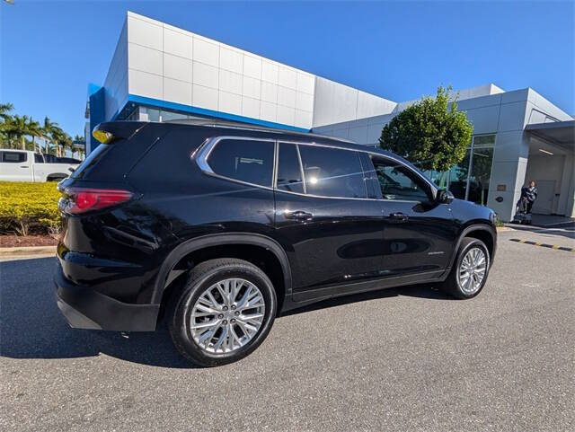 2024 GMC Acadia Elevation