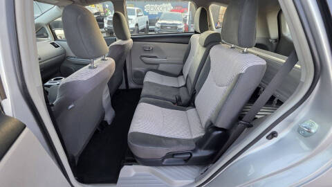 2017 Toyota Prius v Two