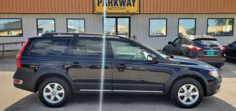 2008 Volvo XC70 for sale at Parkway Motors in Springfield IL