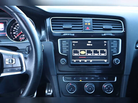 2017 Volkswagen Golf GTI Autobahn