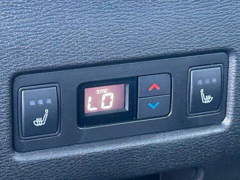 2025 Mitsubishi Outlander PHEV SEL