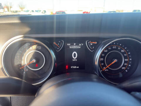 2022 Jeep Gladiator Sport