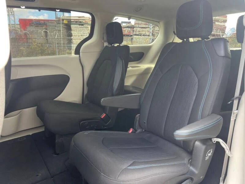 2021 Chrysler Pacifica Touring