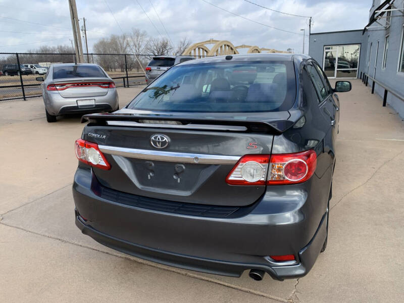 2011 Toyota Corolla S