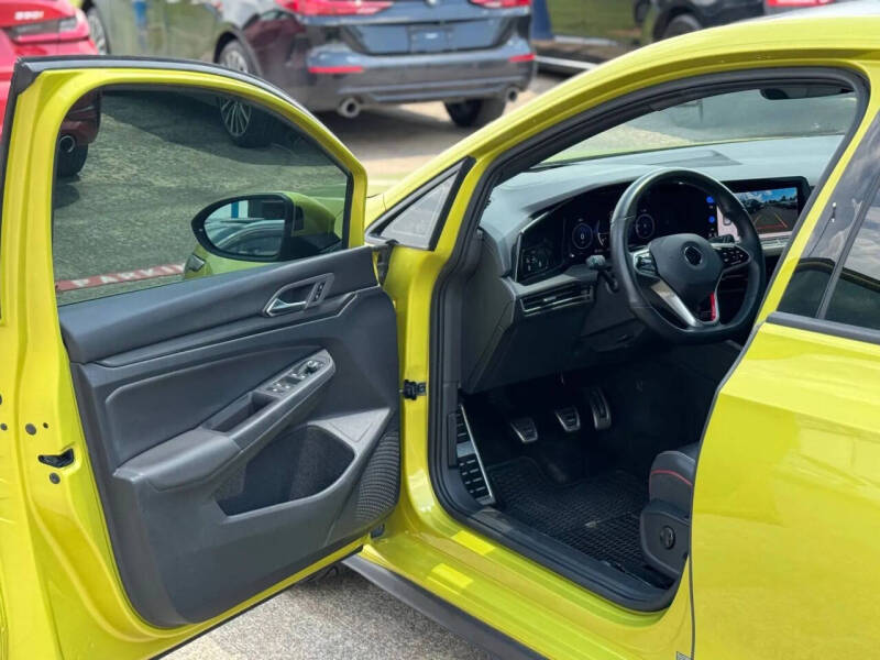 2022 Volkswagen Golf GTI Autobahn