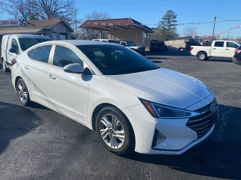 2020 Hyundai Elantra for sale at Howard Johnson's  Auto Mart, Inc. in Hot Springs AR