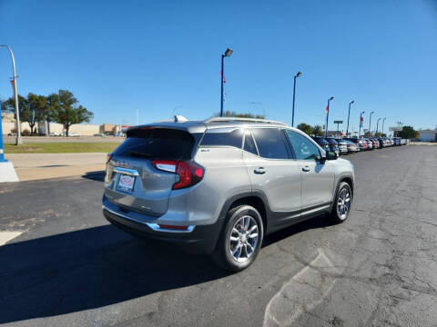 2024 GMC Terrain SLT