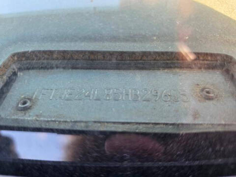 2005 Ford E-Series E-250