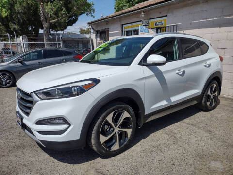 2017 Hyundai Tucson for sale at Larry's Auto Sales Inc. in Fresno CA