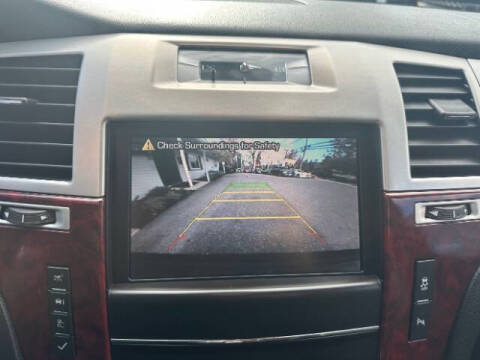 2012 Cadillac Escalade Luxury