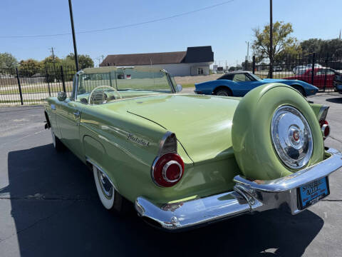 1956 Ford Thunderbird