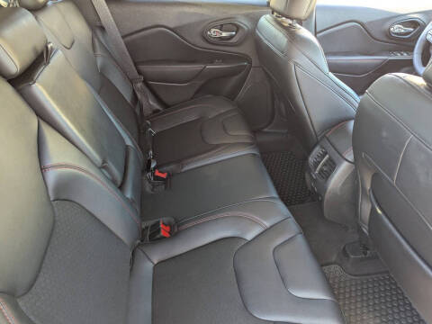 2022 Jeep Cherokee Trailhawk