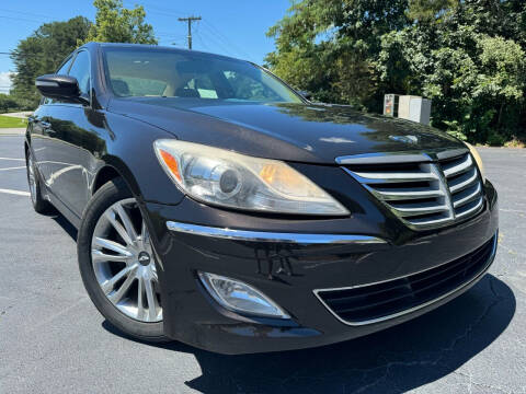 2014 Hyundai Genesis for sale at Amazing Luxury Motors LLC in Gainesville GA