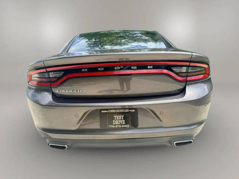 2015 Dodge Charger SE