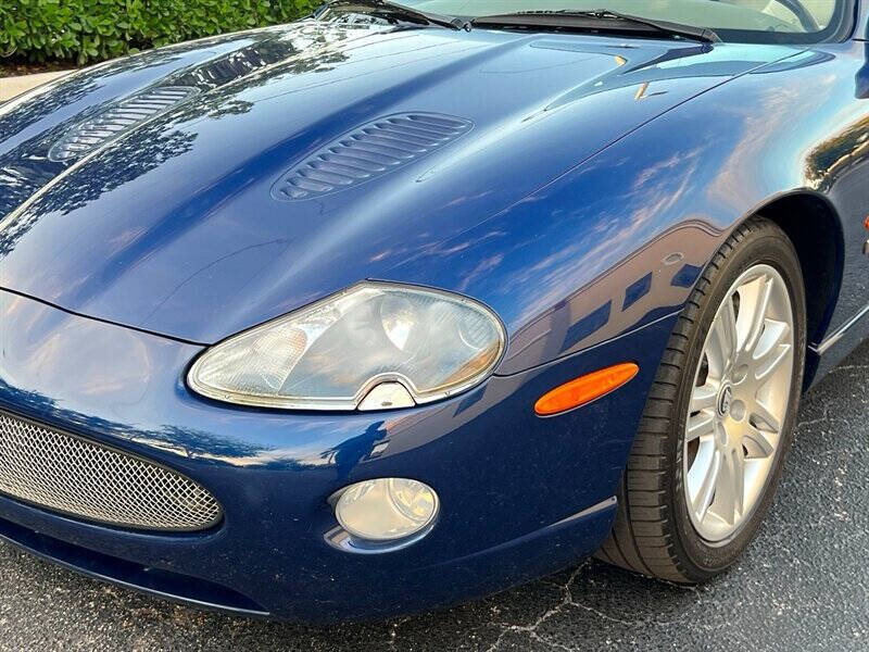 2005 Jaguar XK Series XKR Convertible photo 13