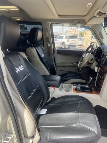 2008 Jeep Commander Overland